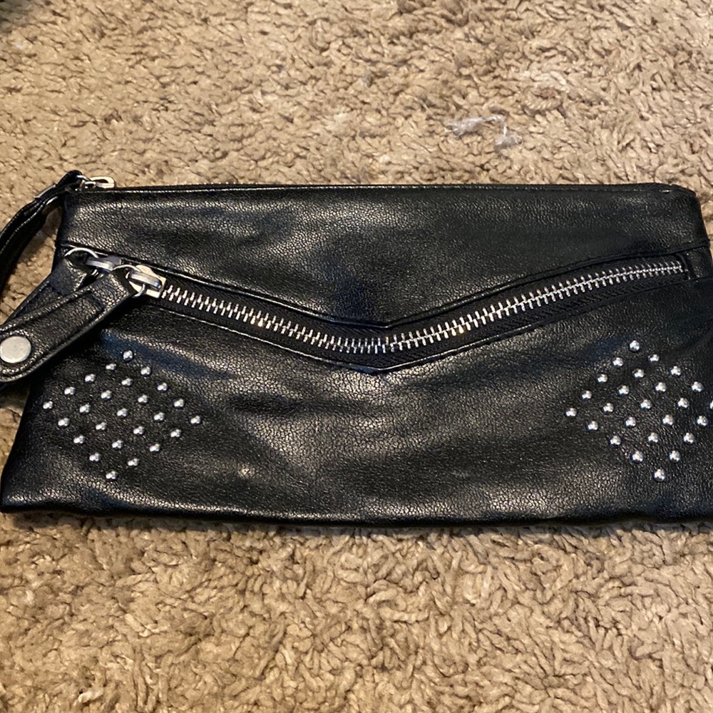 Rockstar clutch